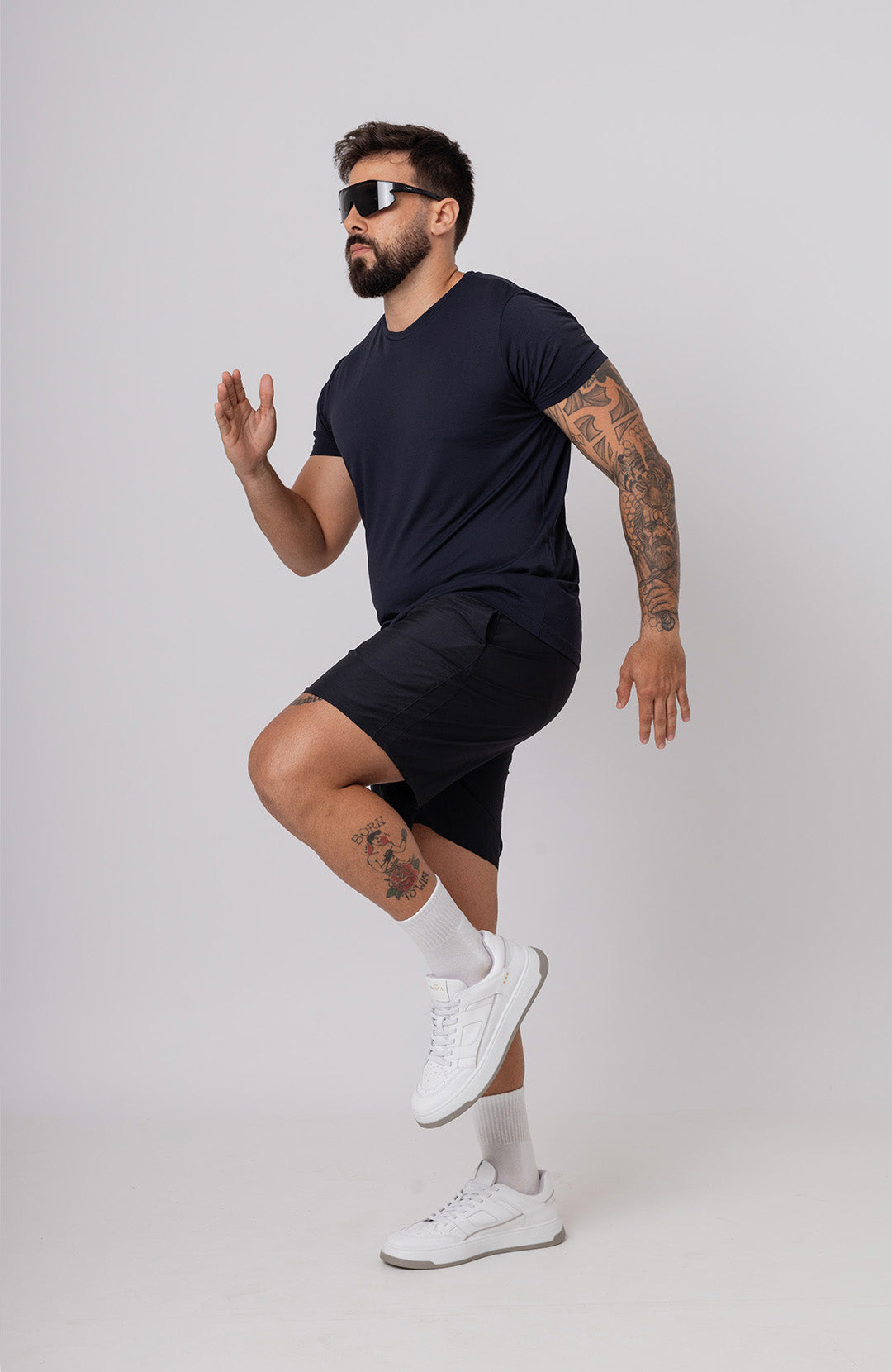 Regata esportiva Sport Classic masculina preta Bázico, poliamida com toque gelado e secagem rápida #Cor_Preto