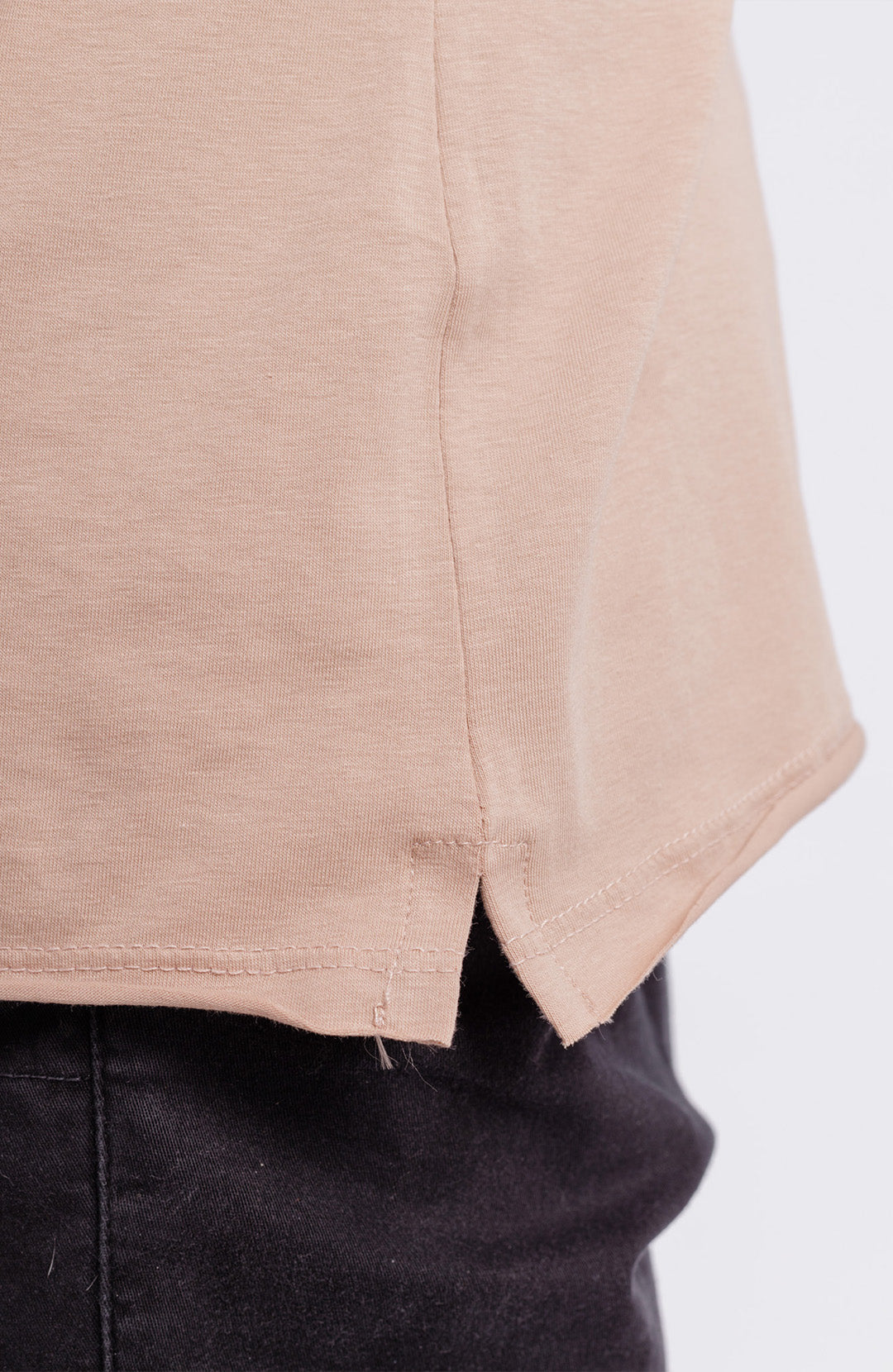 Camiseta Long masculina toffee Bázico, algodão egípcio com comprimento alongado #Cor_Toffee