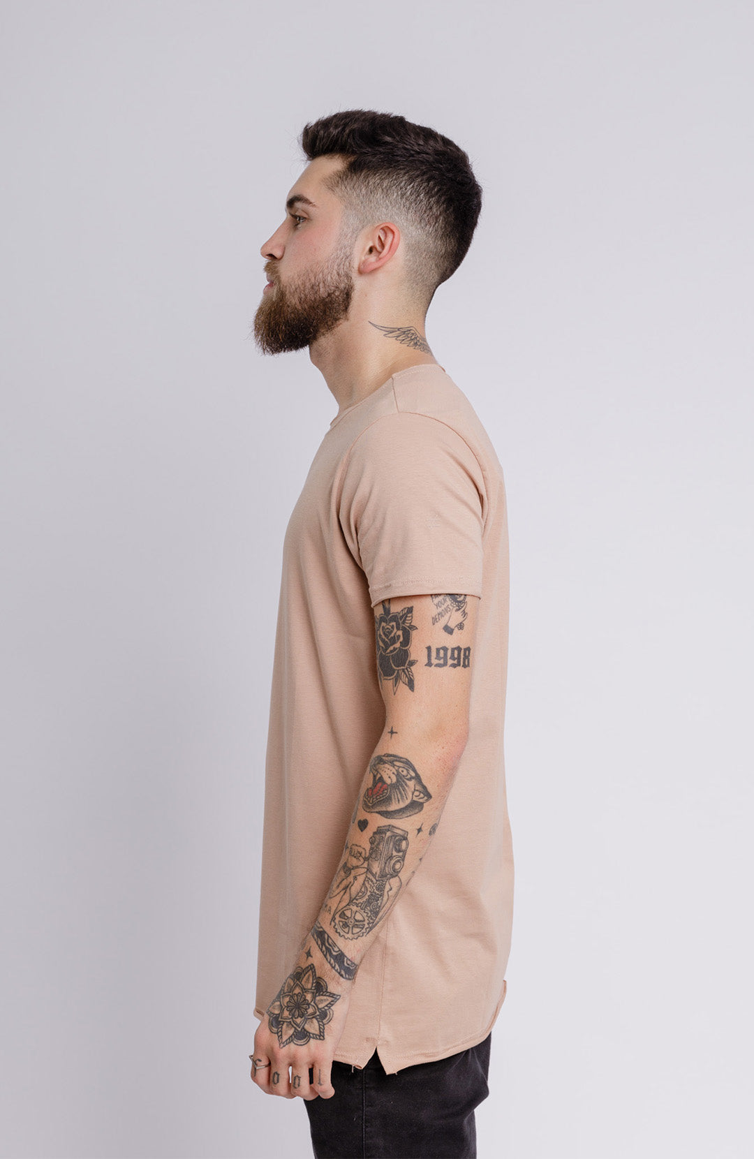 Camiseta Long masculina toffee Bázico, algodão egípcio com comprimento alongado #Cor_Toffee