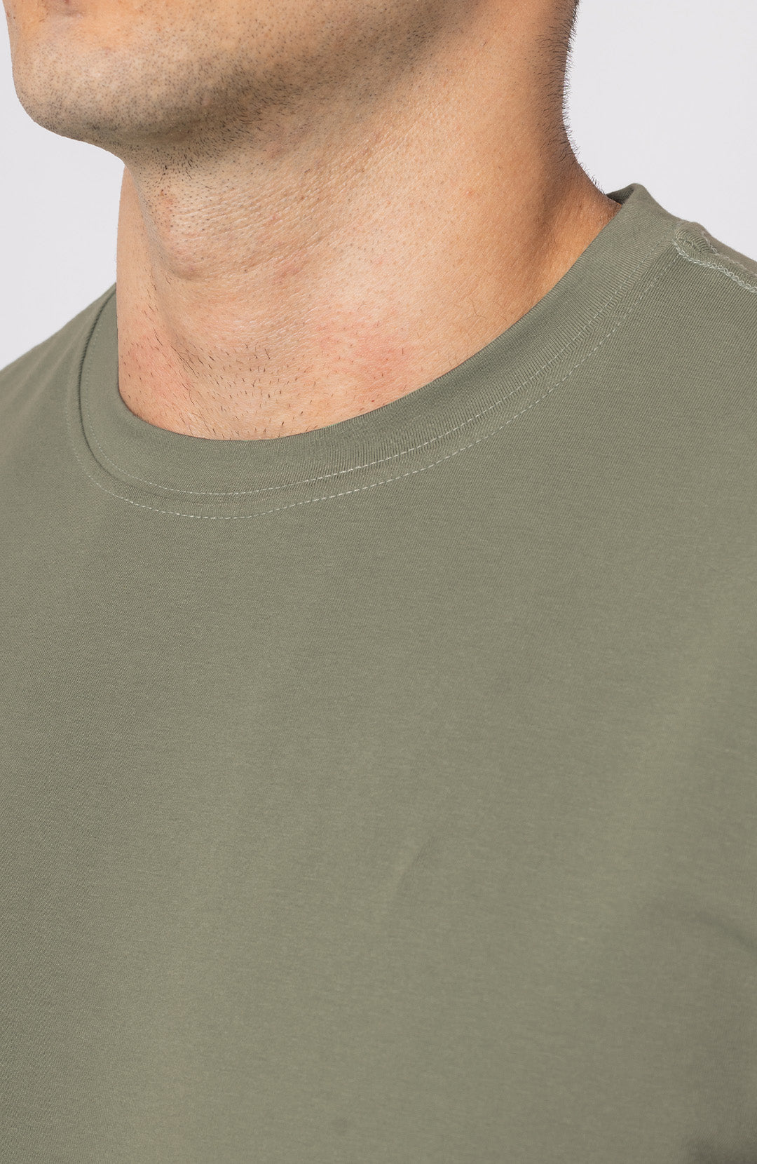 Camiseta Bázica Regular masculina verde oliva Bázico, algodão Powerful com caimento clássico #Cor_Verde Oliva