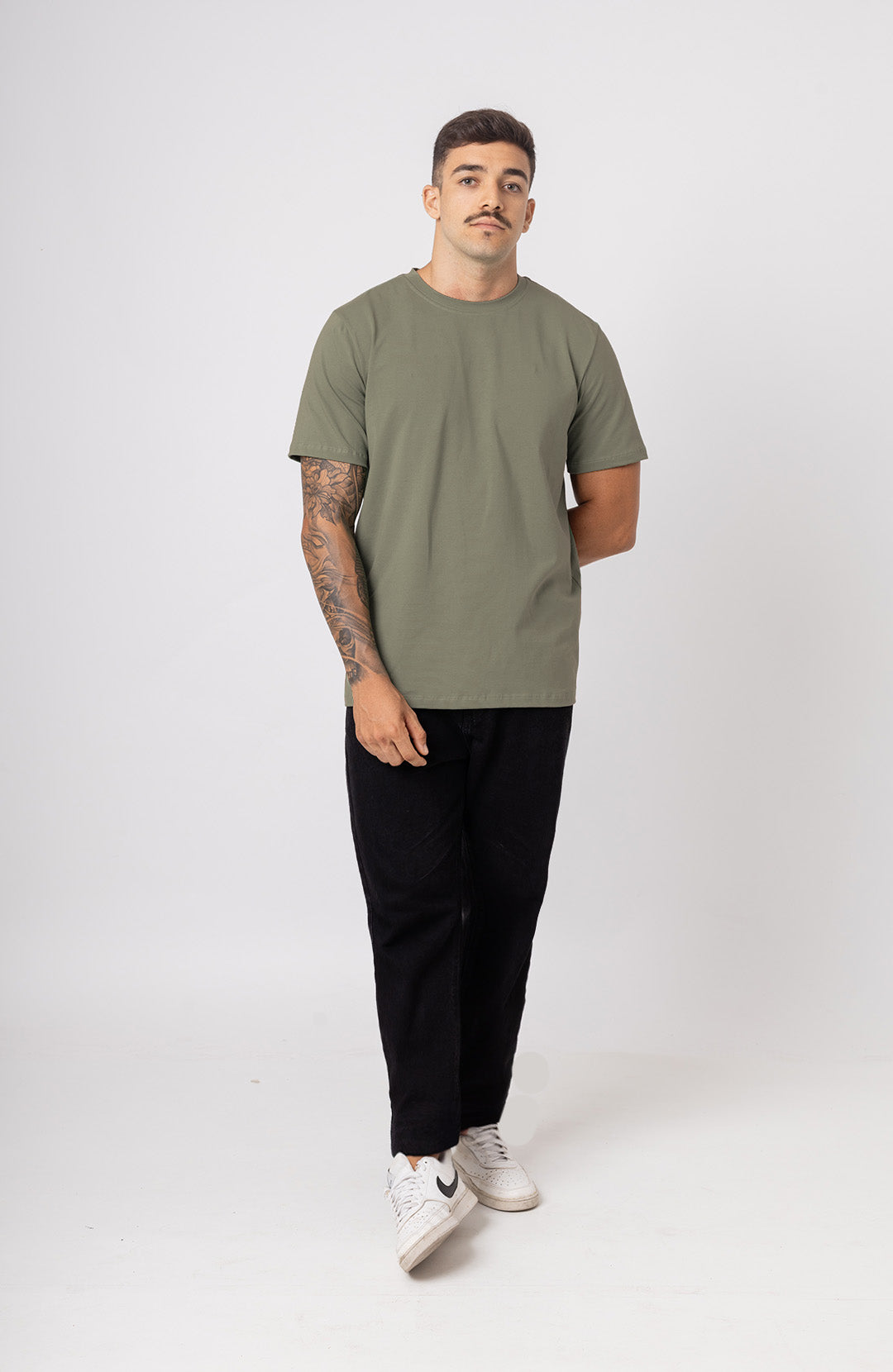 Camiseta Bázica Regular masculina verde oliva Bázico, algodão Powerful com caimento clássico #Cor_Verde Oliva