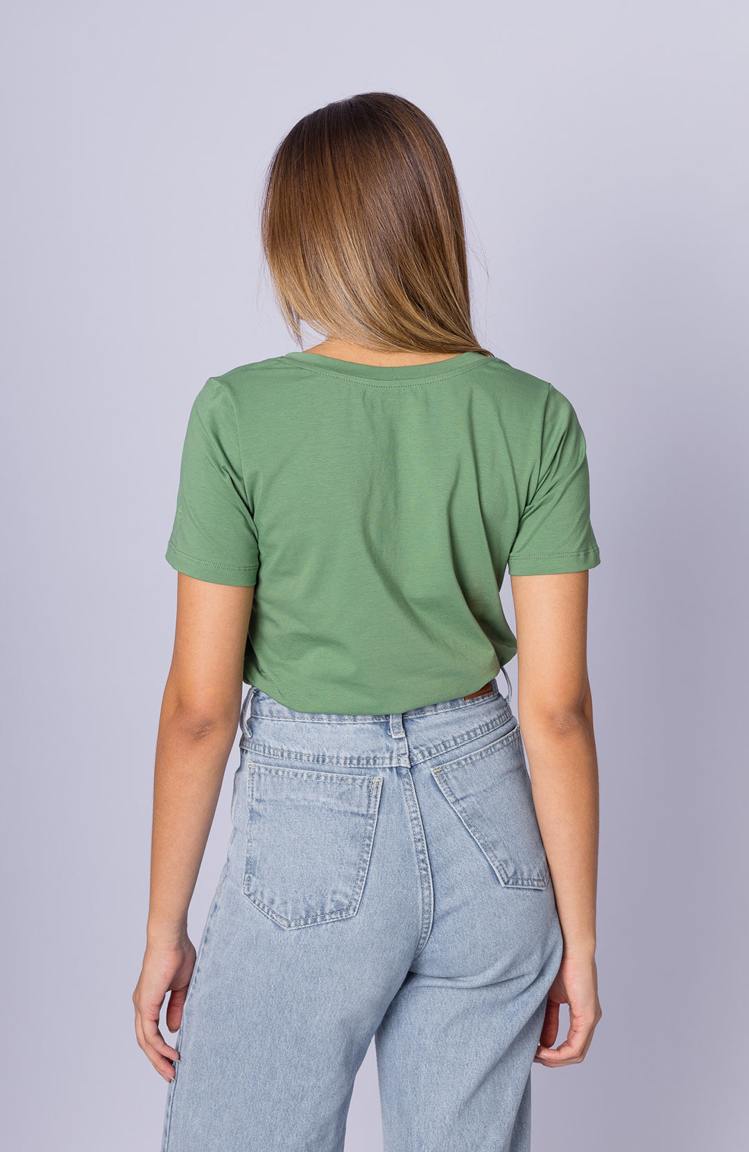 Bazica Feminina Gola V