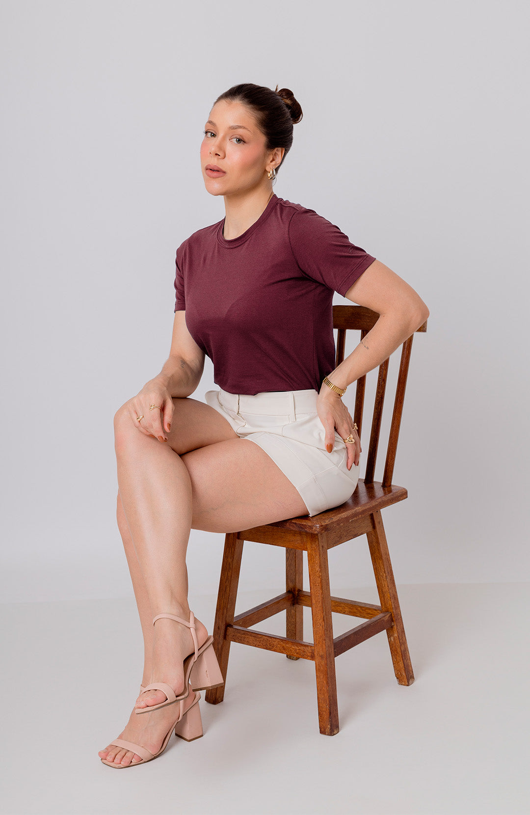 Bázica Feminina Gola C